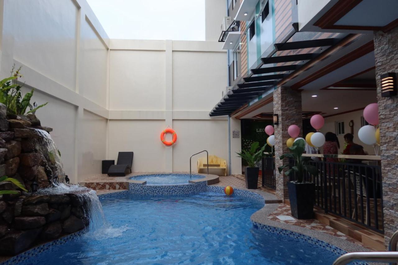 Tayabas The Legacy Hotel מראה חיצוני תמונה